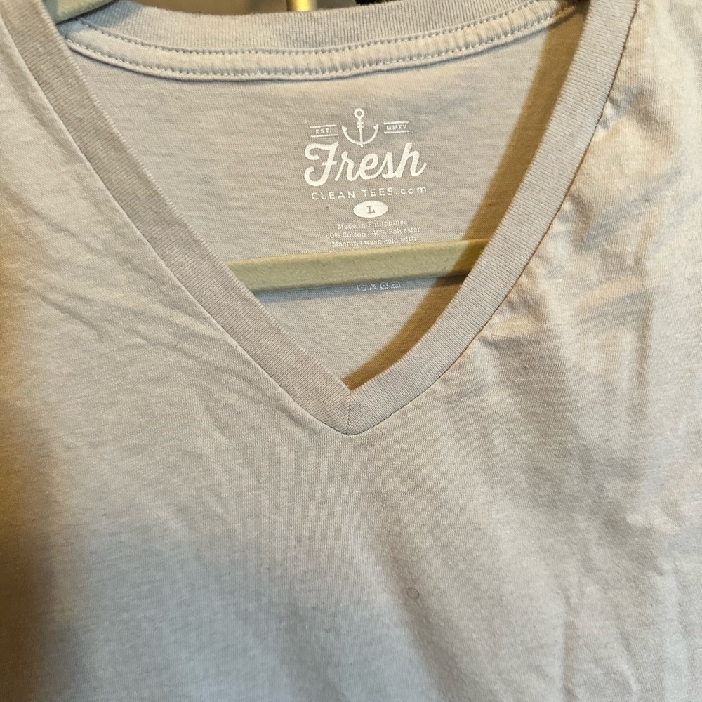 Fresh Clean Tees brand. Size L. Cream color. V-neck men's t-shirt.
